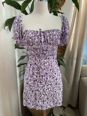 Sky yo moon Purple Floral Puff-Sleeve Shirred Mini Dress with tie Front sz M